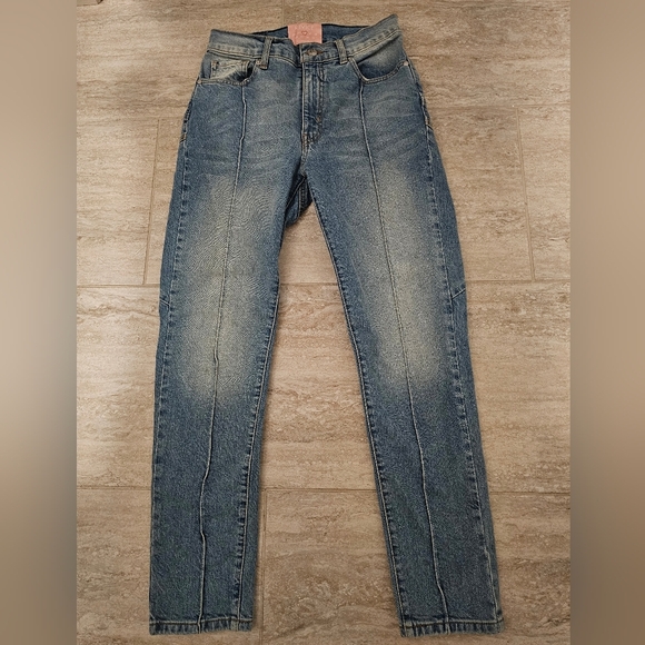 Revice Women's Jeans sz 26 - Picture 1 of 6